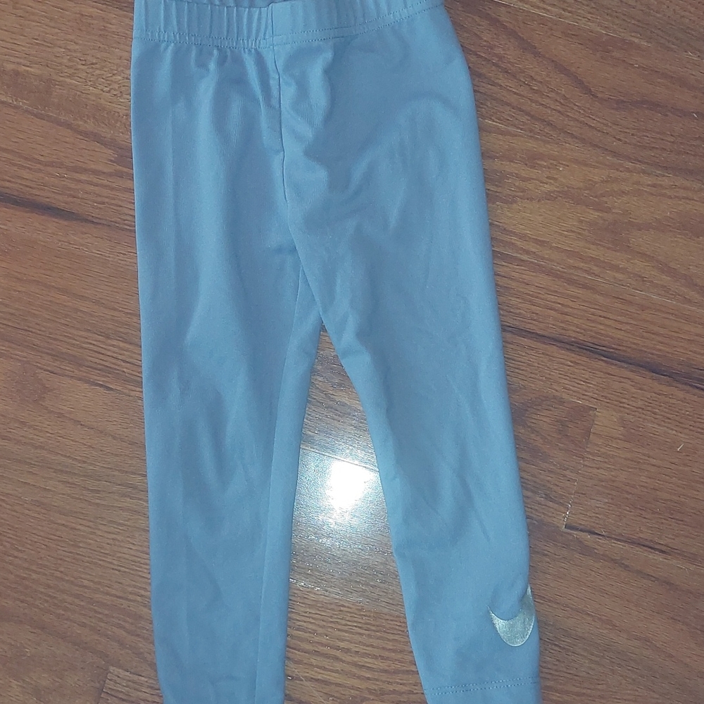 Nike size 3T light purple pants